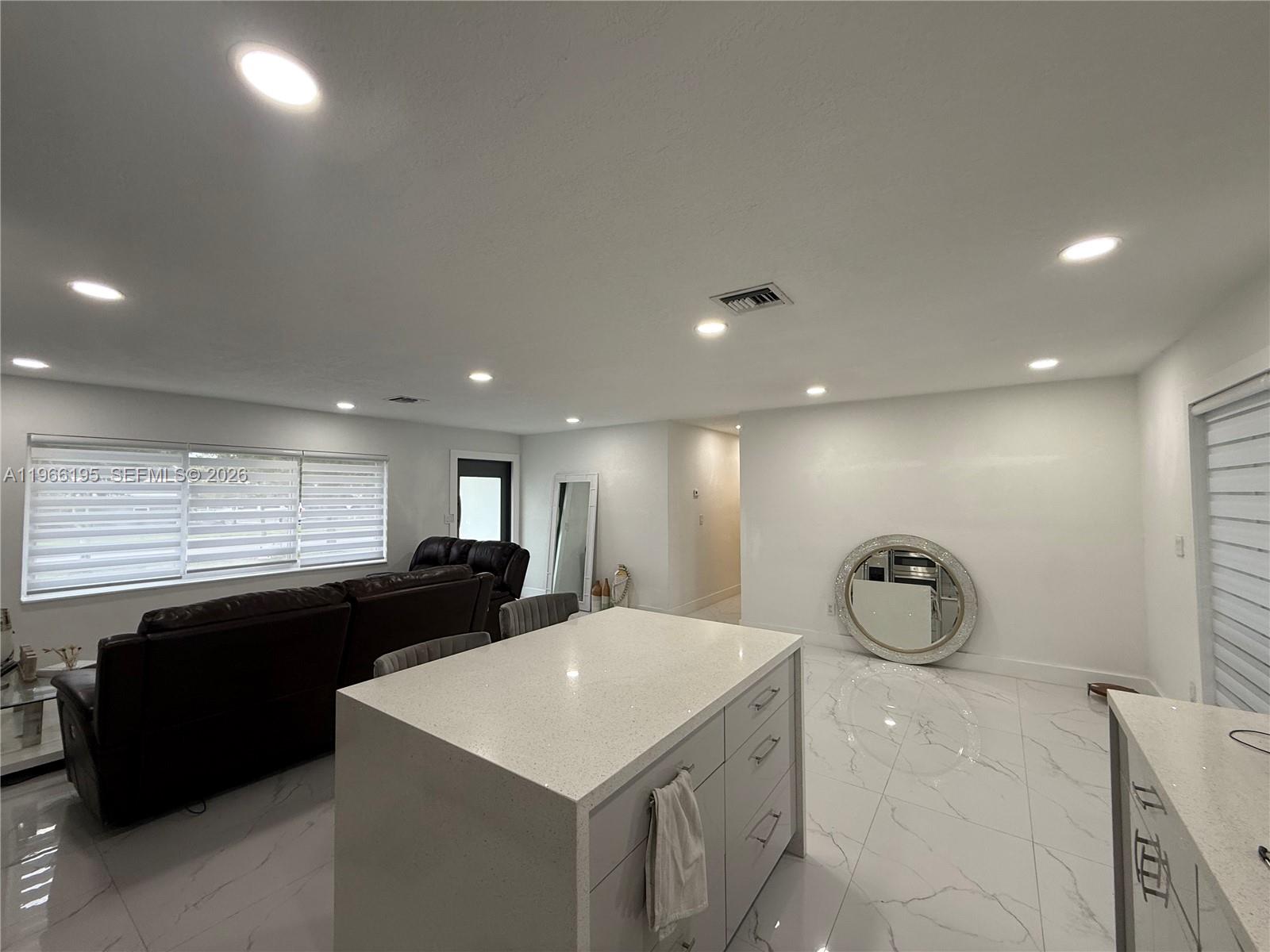 WINDWARD ESTATES SEC 1 - Residential