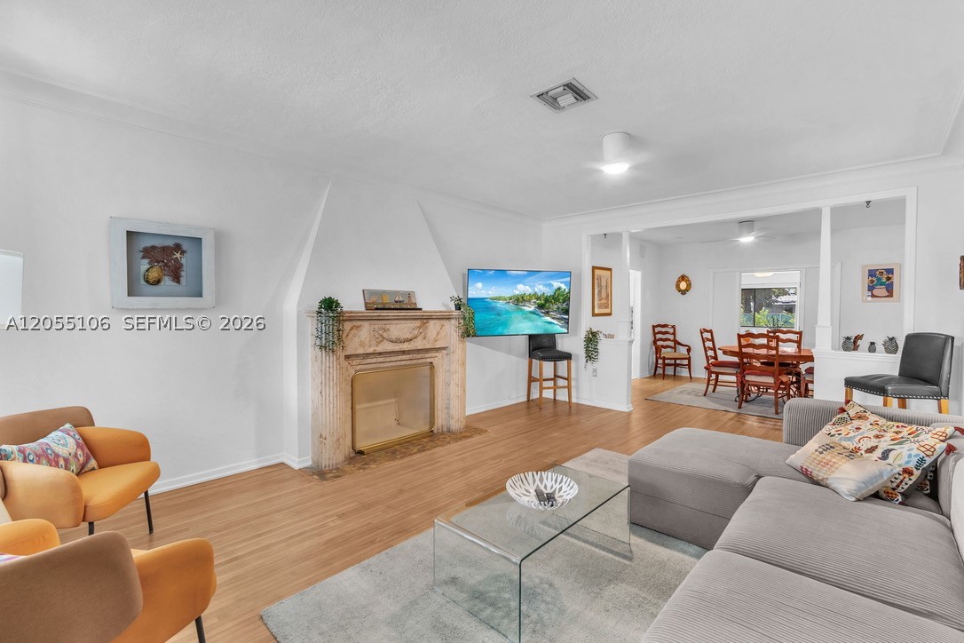 BRICKELL ESTATES - Residential