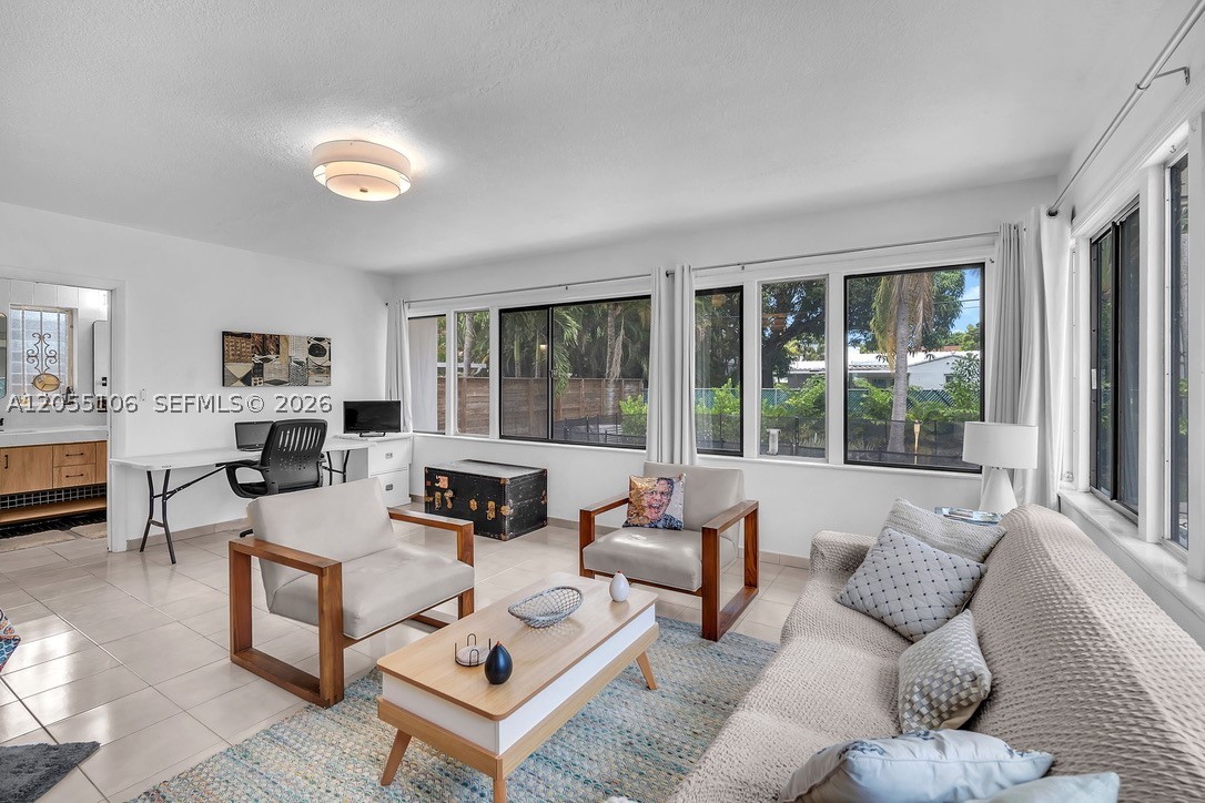 BRICKELL ESTATES - Residential
