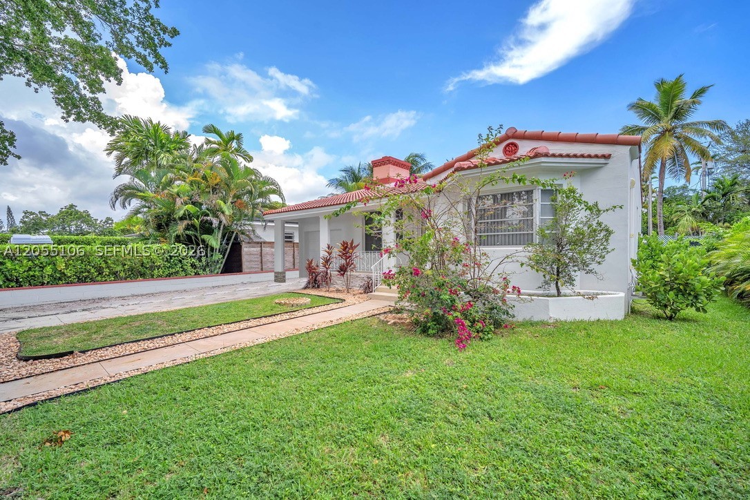 BRICKELL ESTATES - Residential