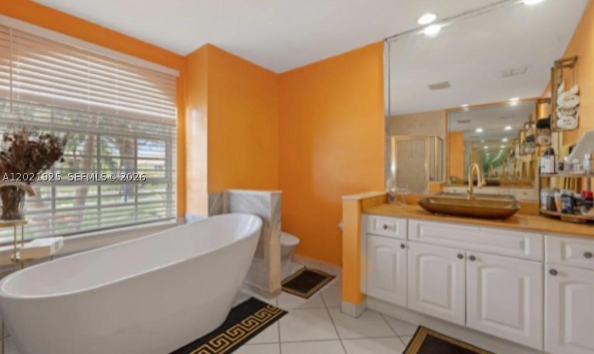 ESTATES OF ROYAL PALM BEA - Residential
