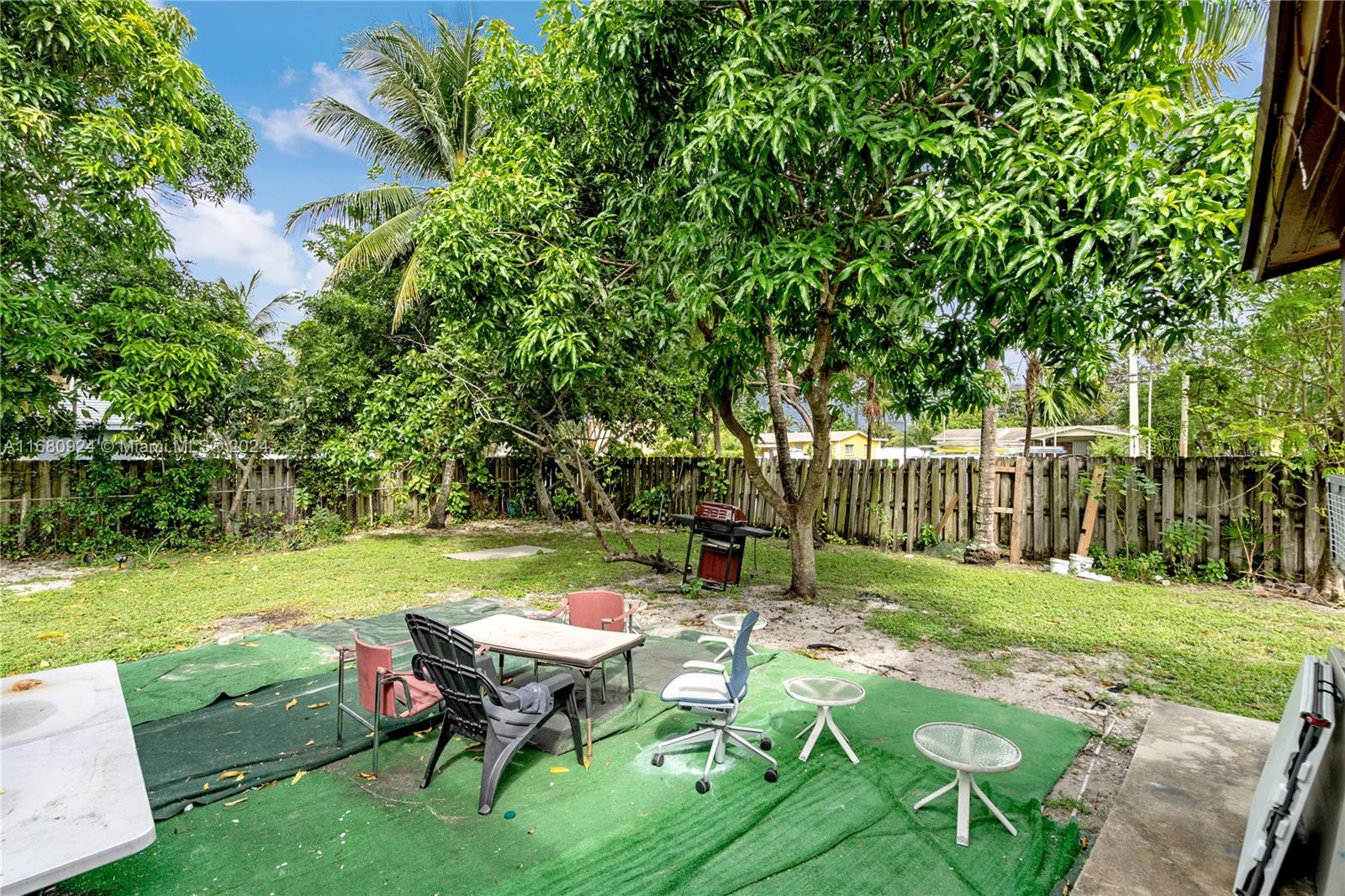 SUNRISE GOLF VILLAGE SEC - Residential