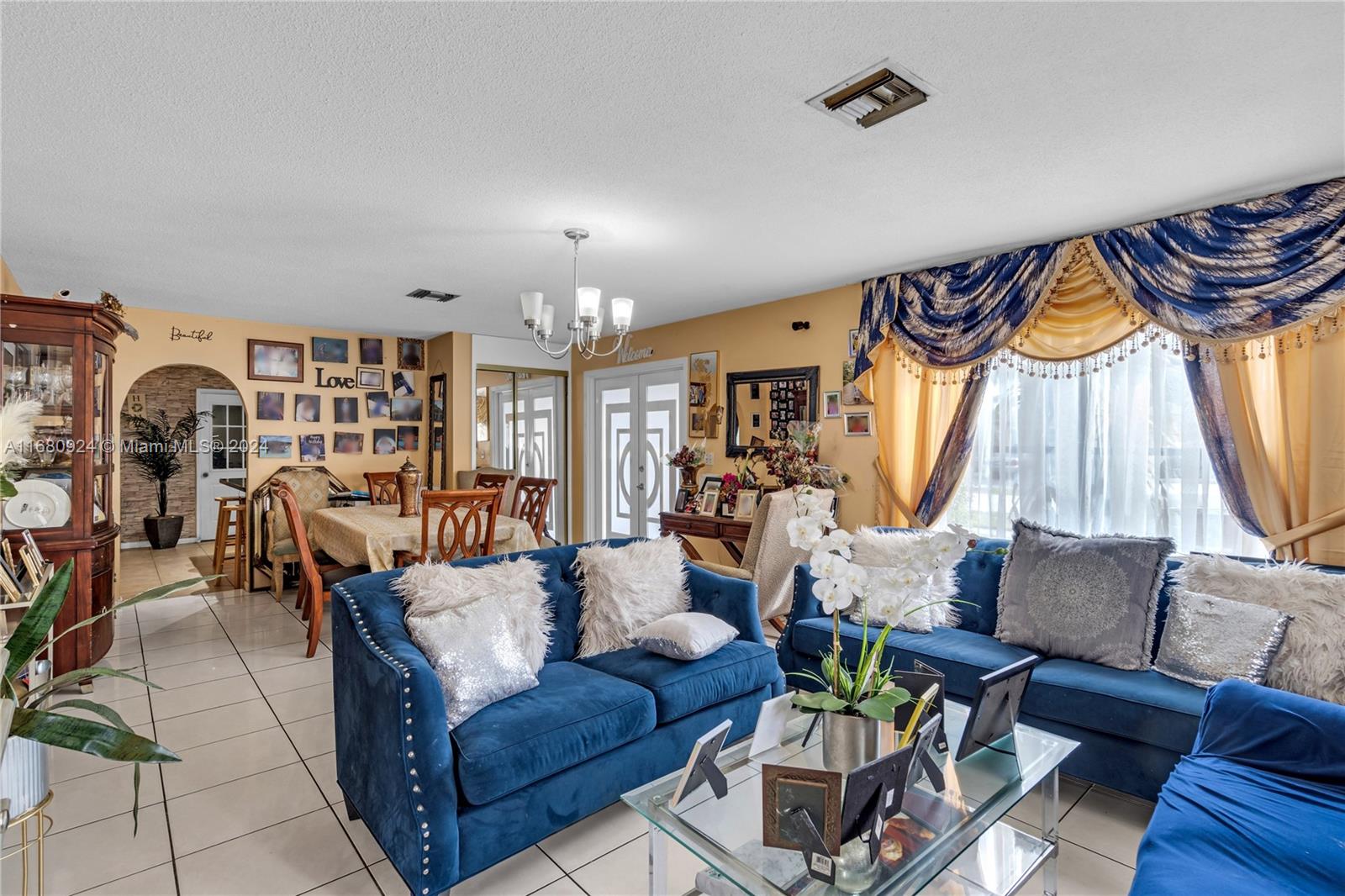 SUNRISE GOLF VILLAGE SEC - Residential