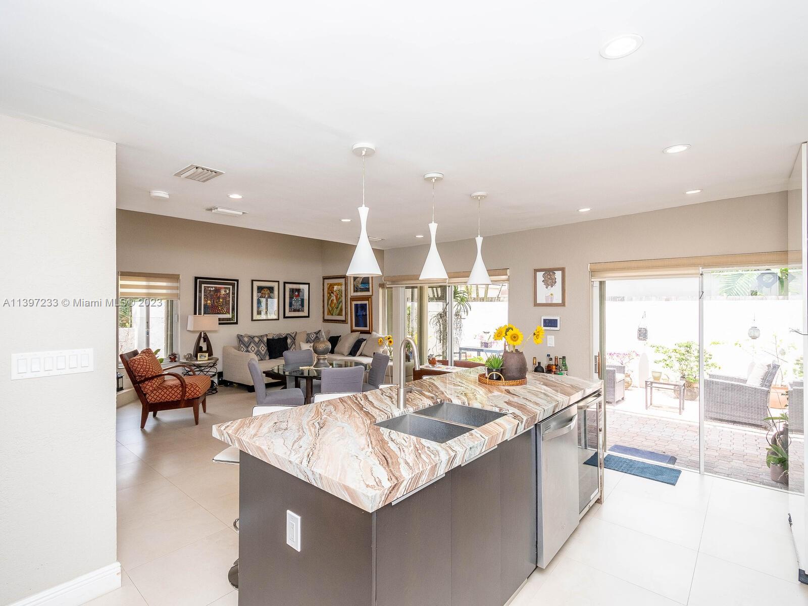 SUNSET ON THE PARK SEC 1 - Residential Lease
