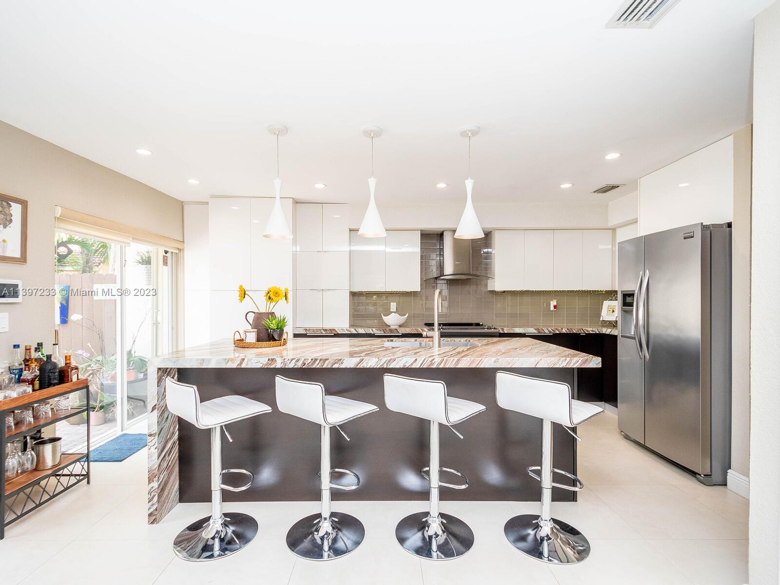 SUNSET ON THE PARK SEC 1 - Residential Lease