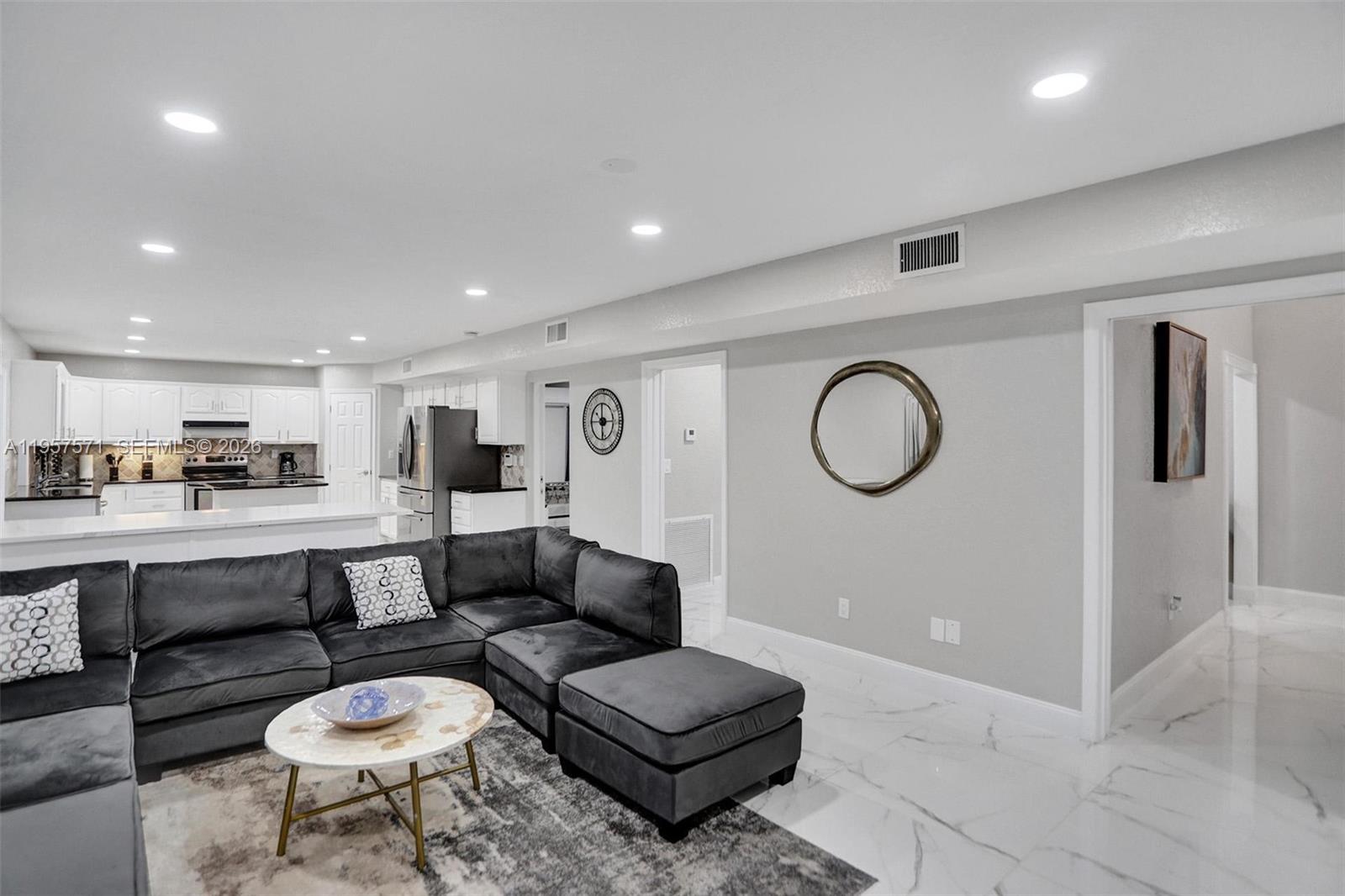 HILLSBORO HEIGHTS - Residential