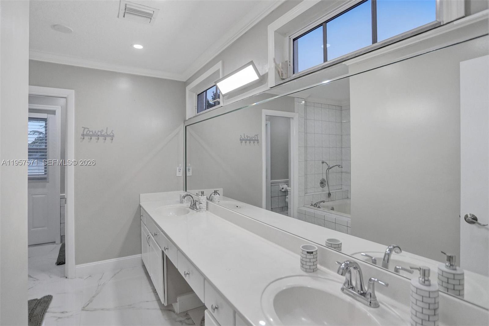 HILLSBORO HEIGHTS - Residential