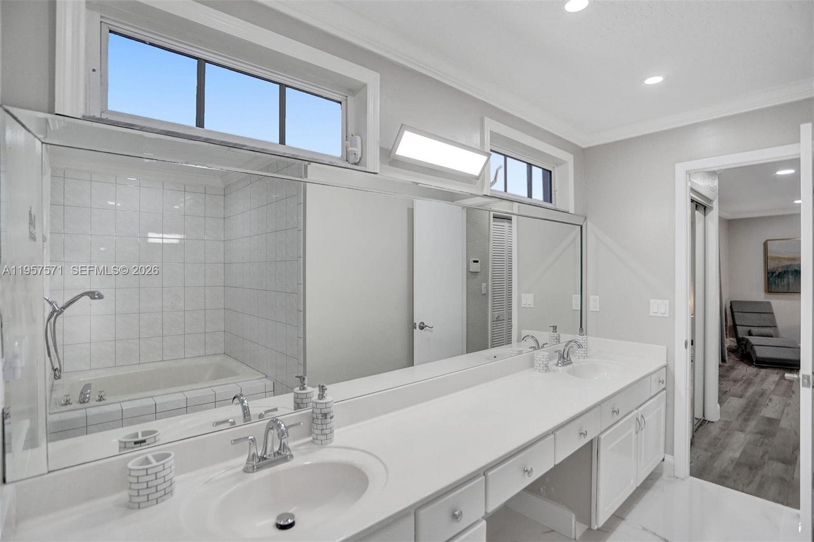 HILLSBORO HEIGHTS - Residential