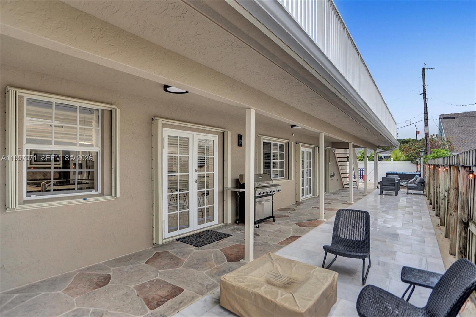 HILLSBORO HEIGHTS - Residential