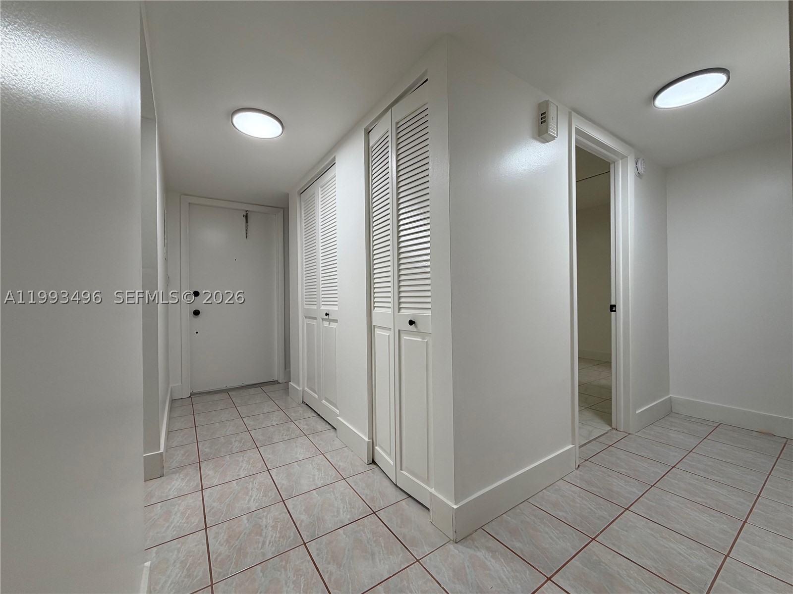 Lago West - Residential