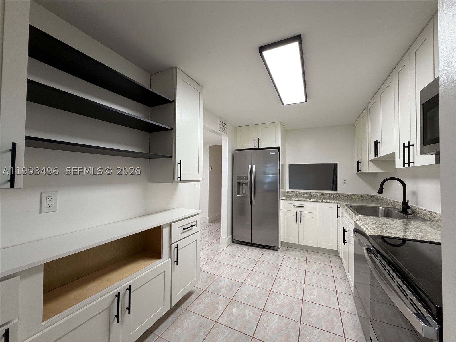 Lago West - Residential