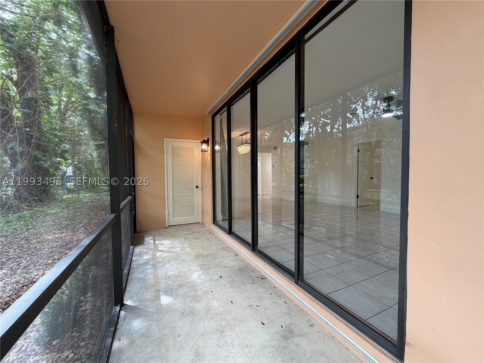 Lago West - Residential