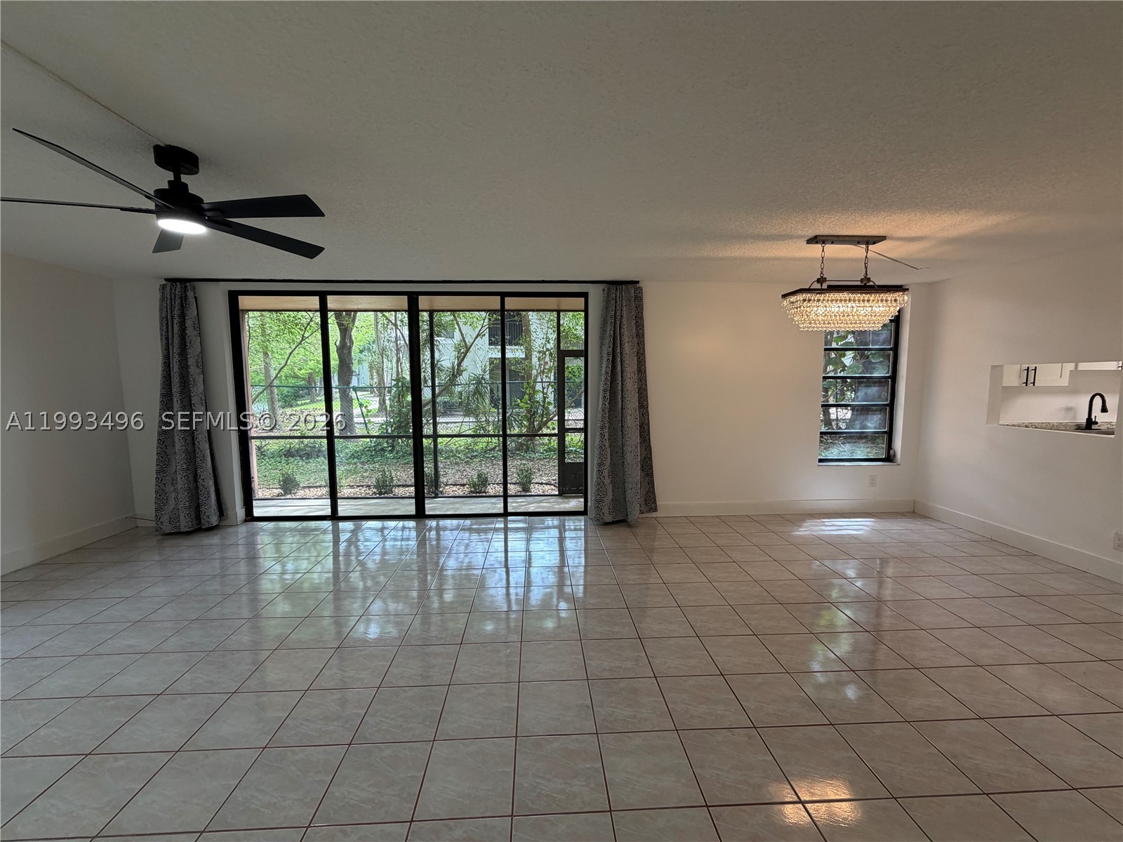 Lago West - Residential