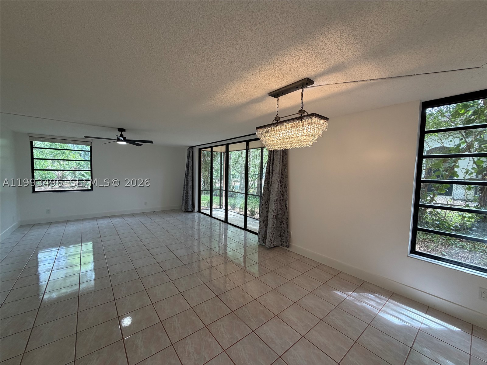 Lago West - Residential