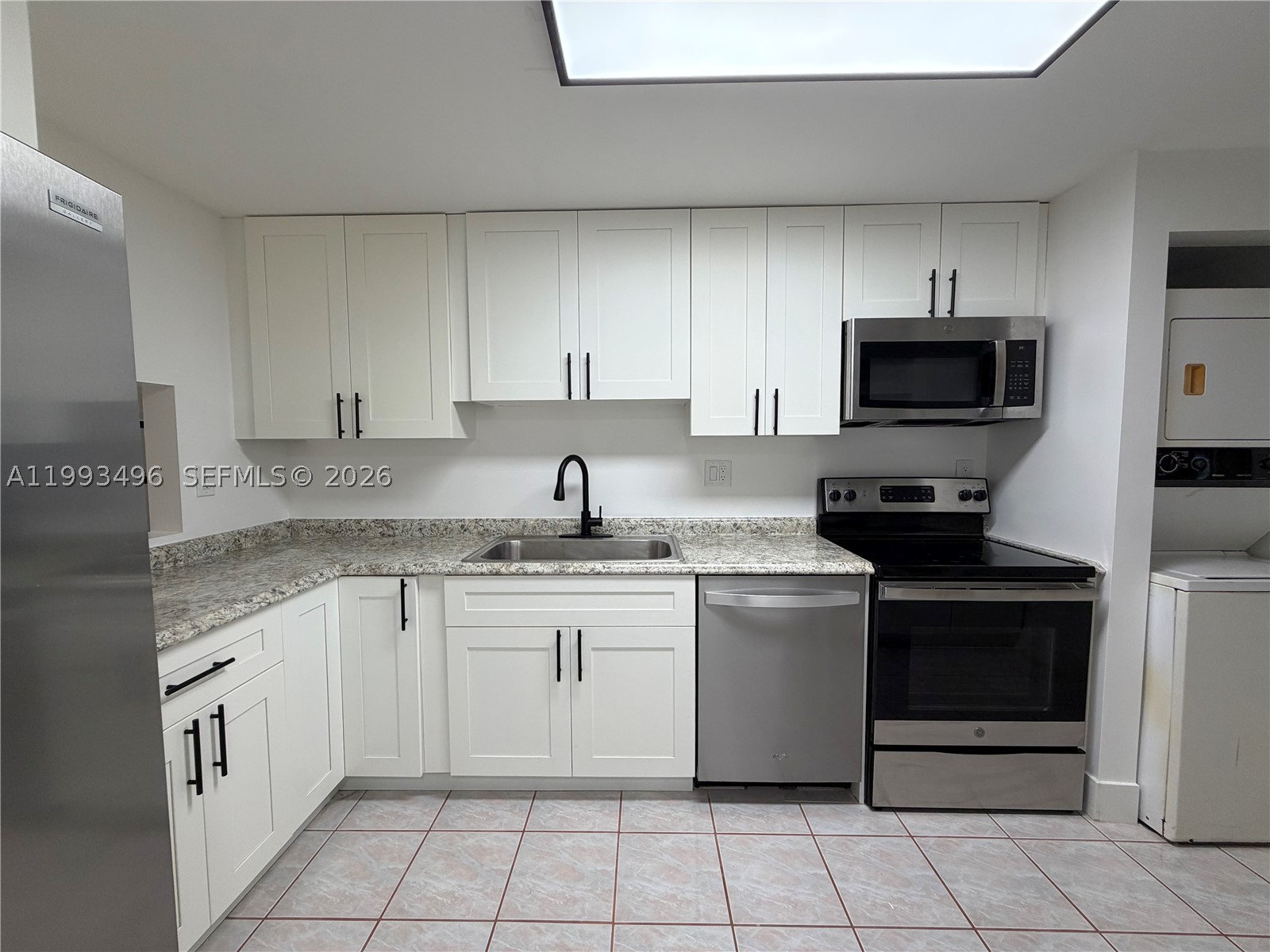Lago West - Residential