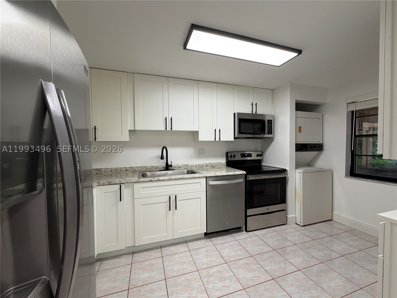 Lago West - Residential