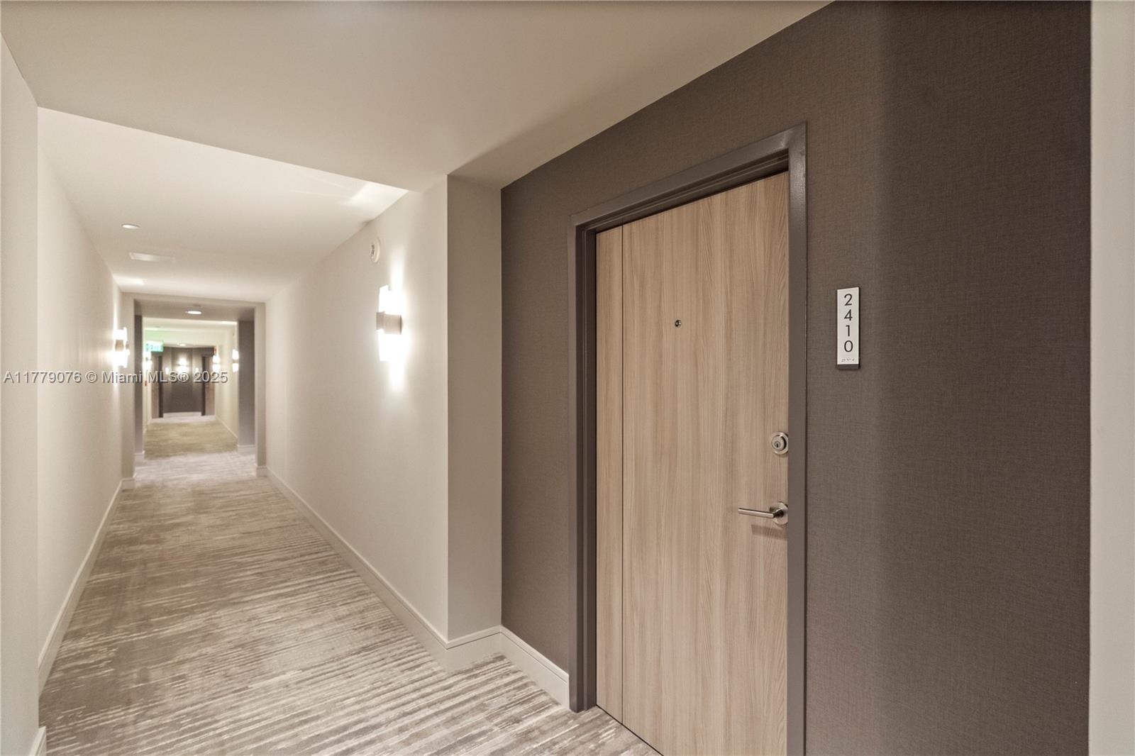 THE WAVERLY AT SOUTH BEAC - Residential