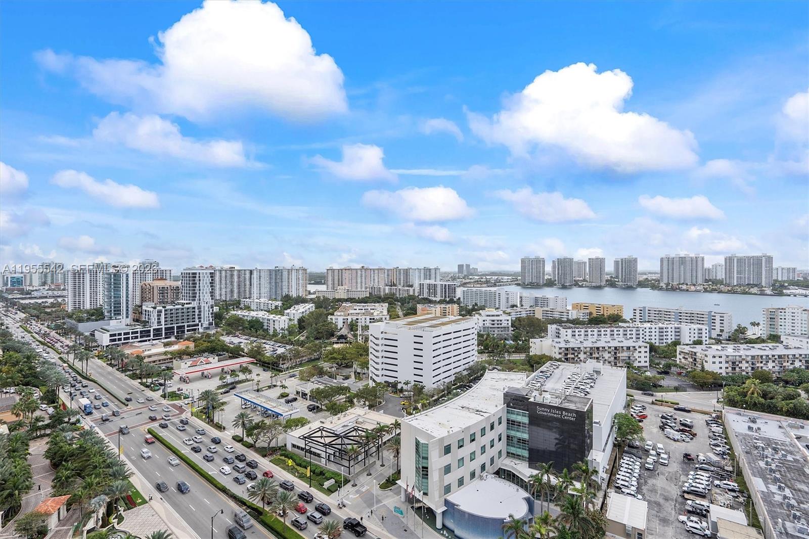 TRUMP INTERNATIONAL SONES - Residential