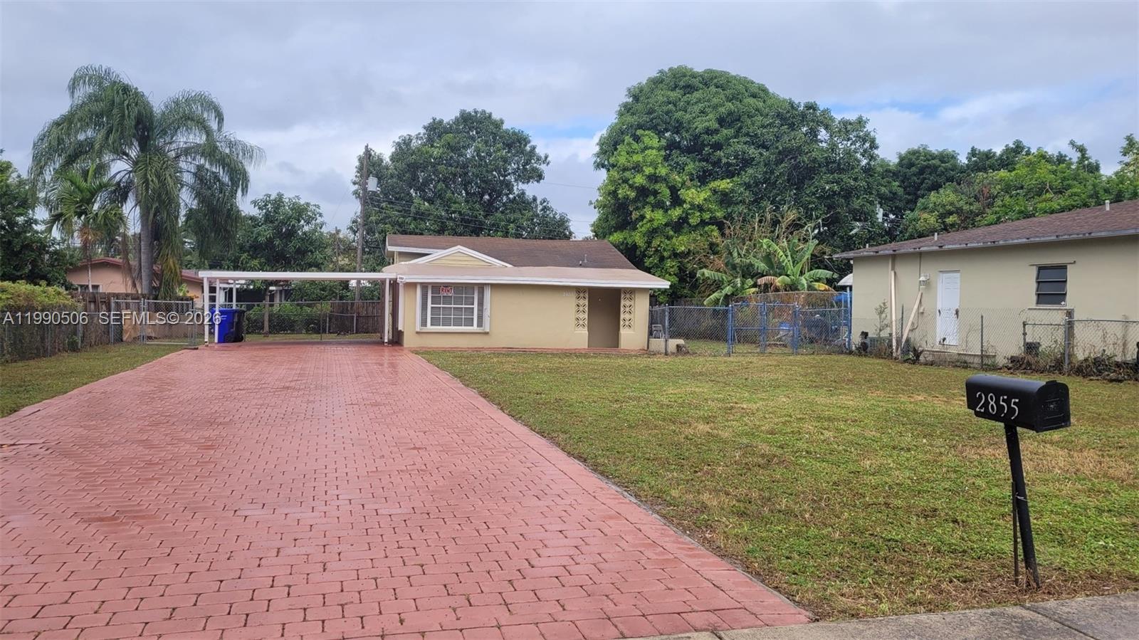 Single family home on large lot.  extra-long driveway, fenced in backyard, large front and back yards.  Split floor plan with three full bedrooms, two full bathrooms, spacious laundry room, and much more!  Tenant responsible for all utilities, landscaping and repairs of $200 or less.  Must have valid proof of income for past 90 days. $60 application fee for screening completed by management for credit, background and eviction check. Police record must be provided for each adult.  Deposit = 2 months. First month due at move in. Rent due the 1st of each month late on the 3rd with fees.