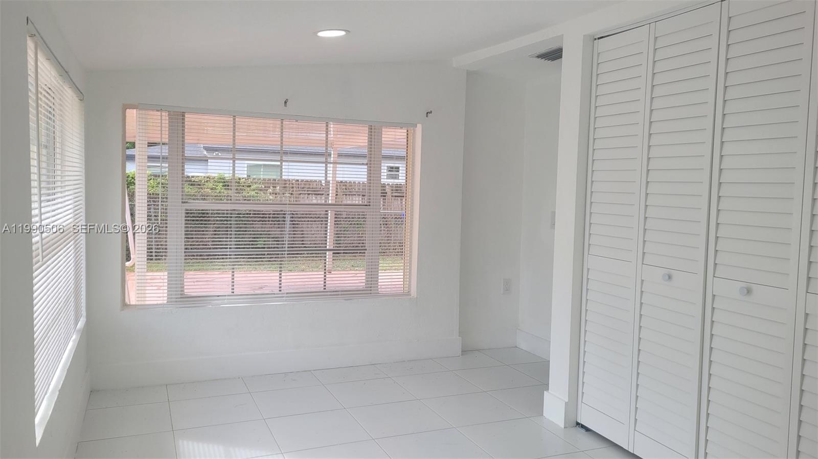 SOUTH HOLLYWOOD AMD PLAT - Residential Lease