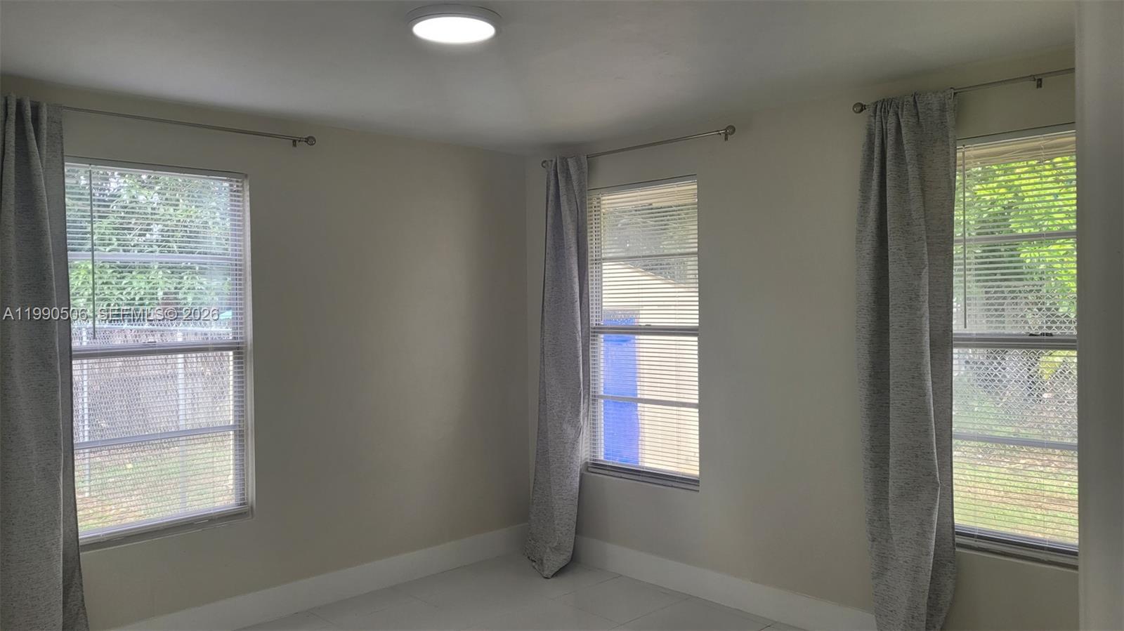 SOUTH HOLLYWOOD AMD PLAT - Residential Lease