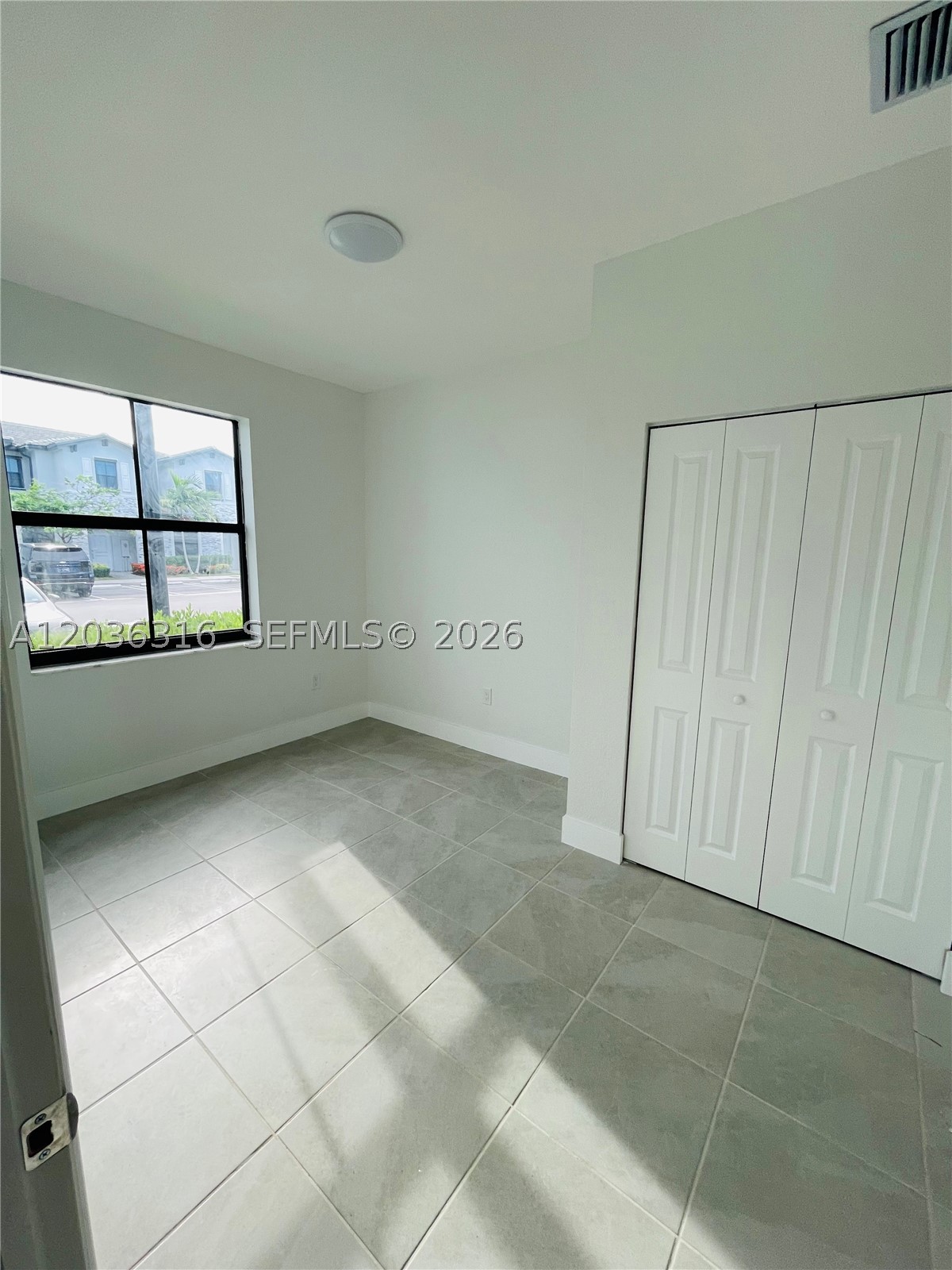 PINE ISLE - Residential Lease