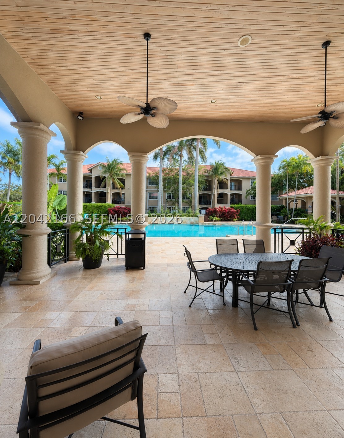 Marquesa Condo - Residential