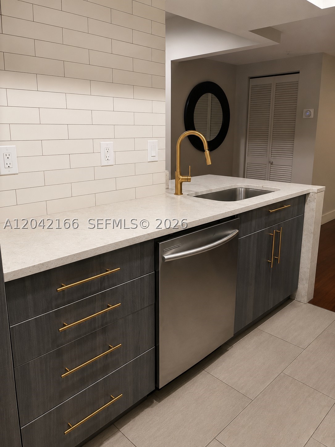 Marquesa Condo - Residential