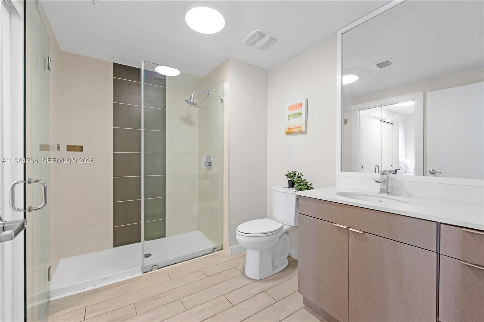 26 EDGEWATER CONDO - Residential Lease