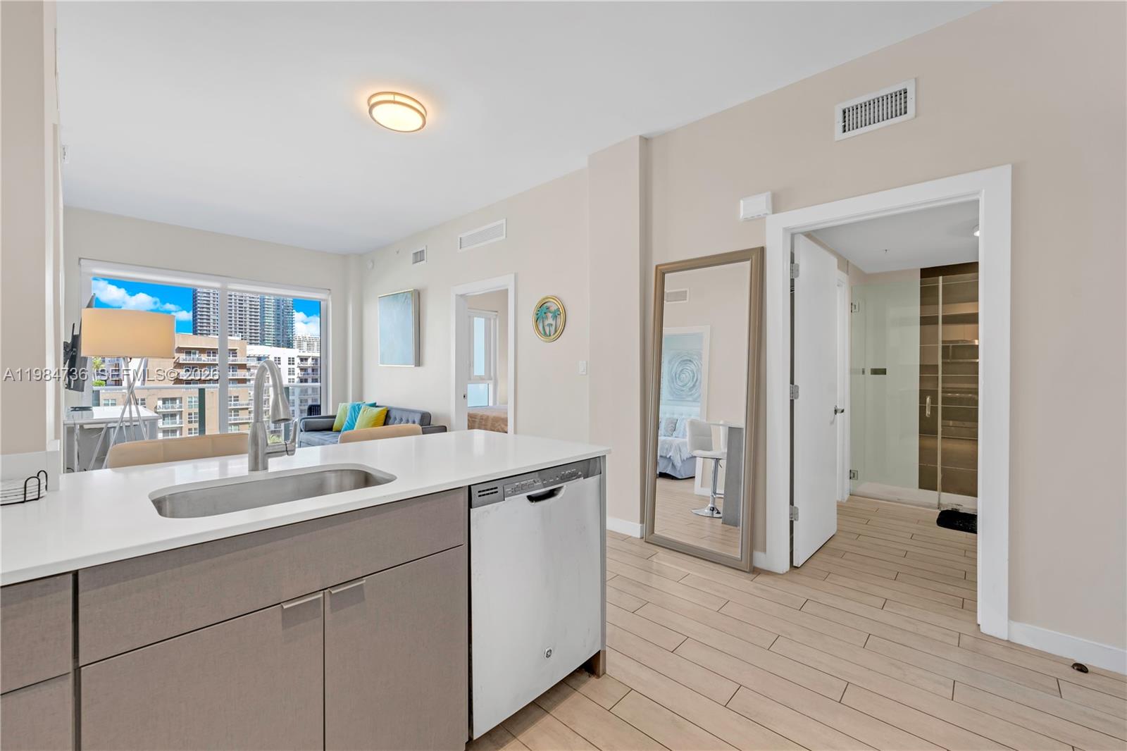 26 EDGEWATER CONDO - Residential Lease