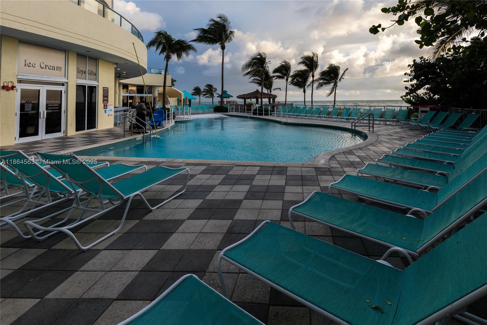 OCEAN POINT BEACH CLUB CO - Residential