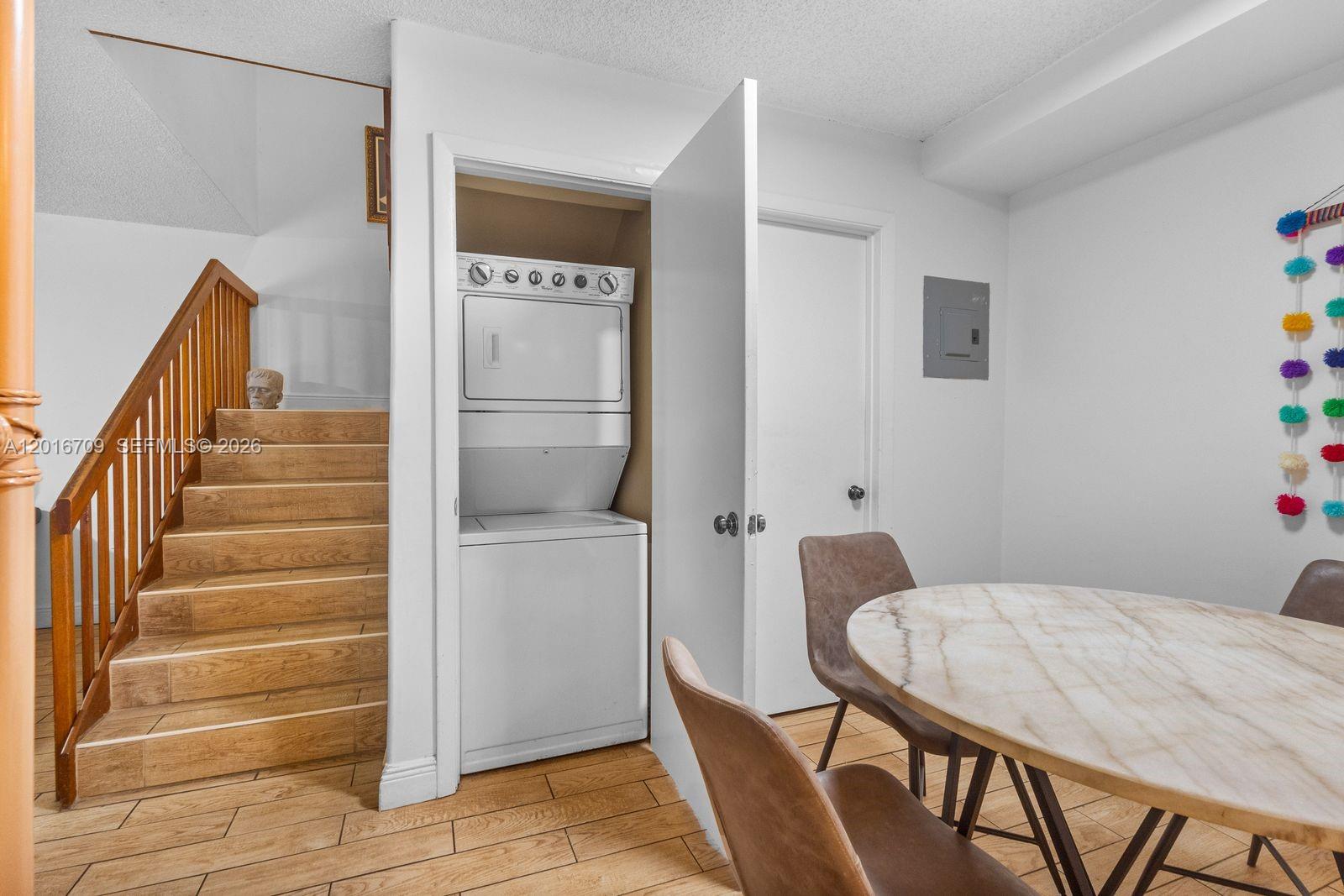 PINE ISLAND RIDGE SECTION - Residential