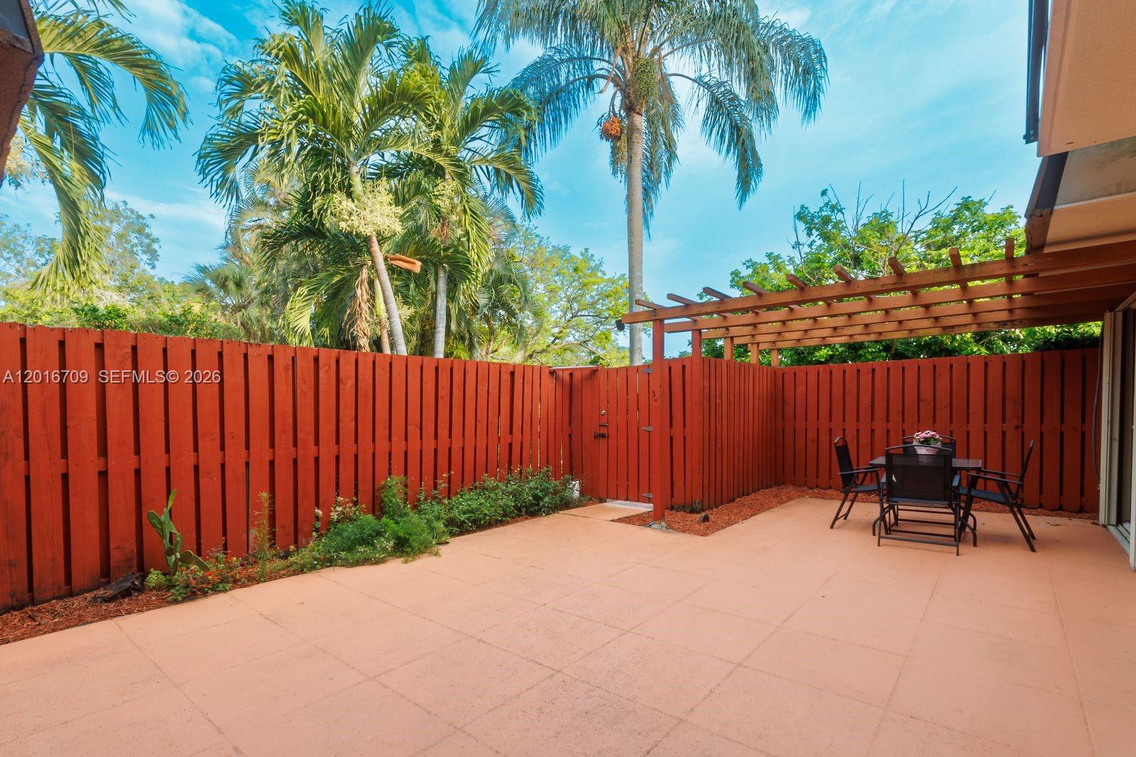 PINE ISLAND RIDGE SECTION - Residential