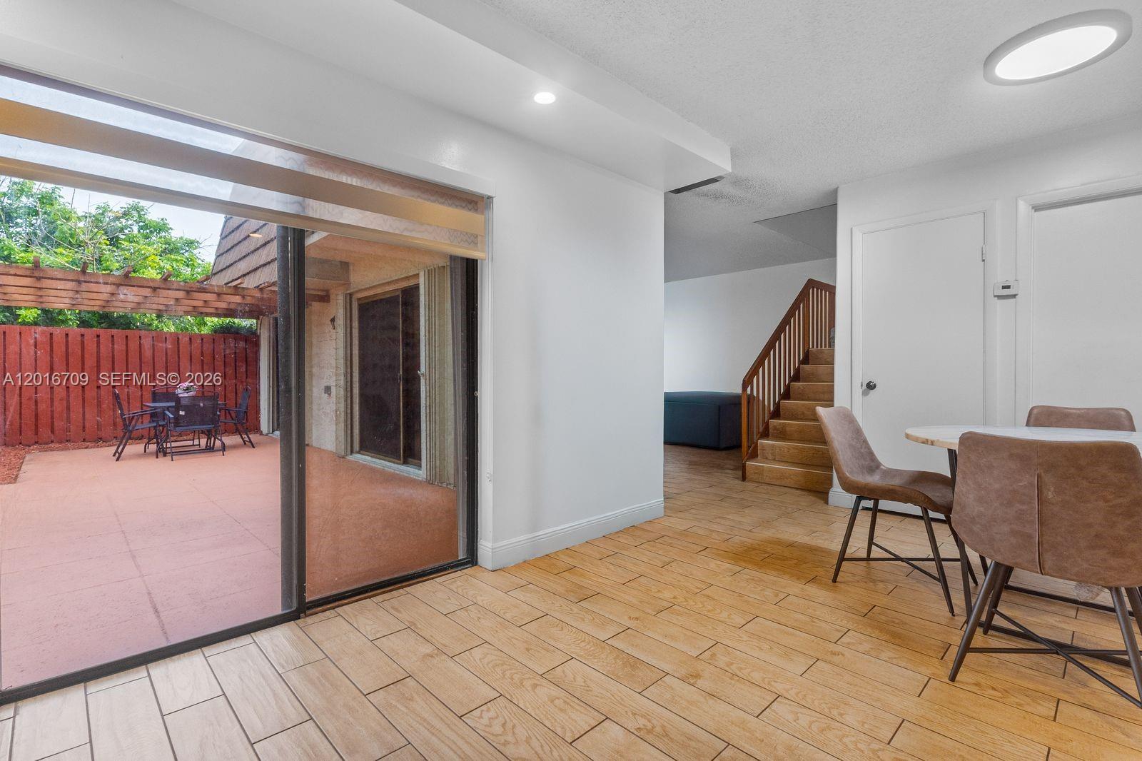 PINE ISLAND RIDGE SECTION - Residential