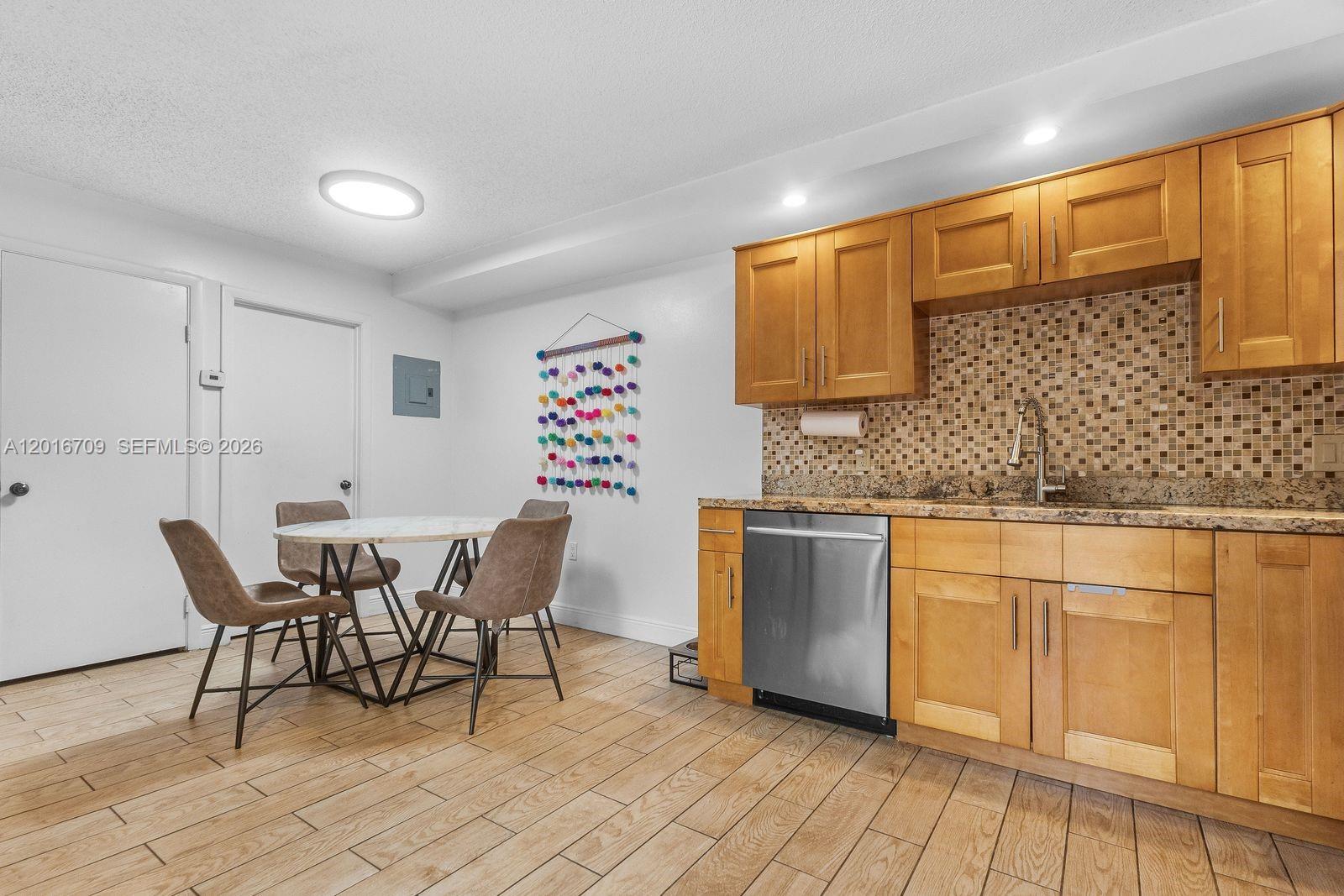 PINE ISLAND RIDGE SECTION - Residential