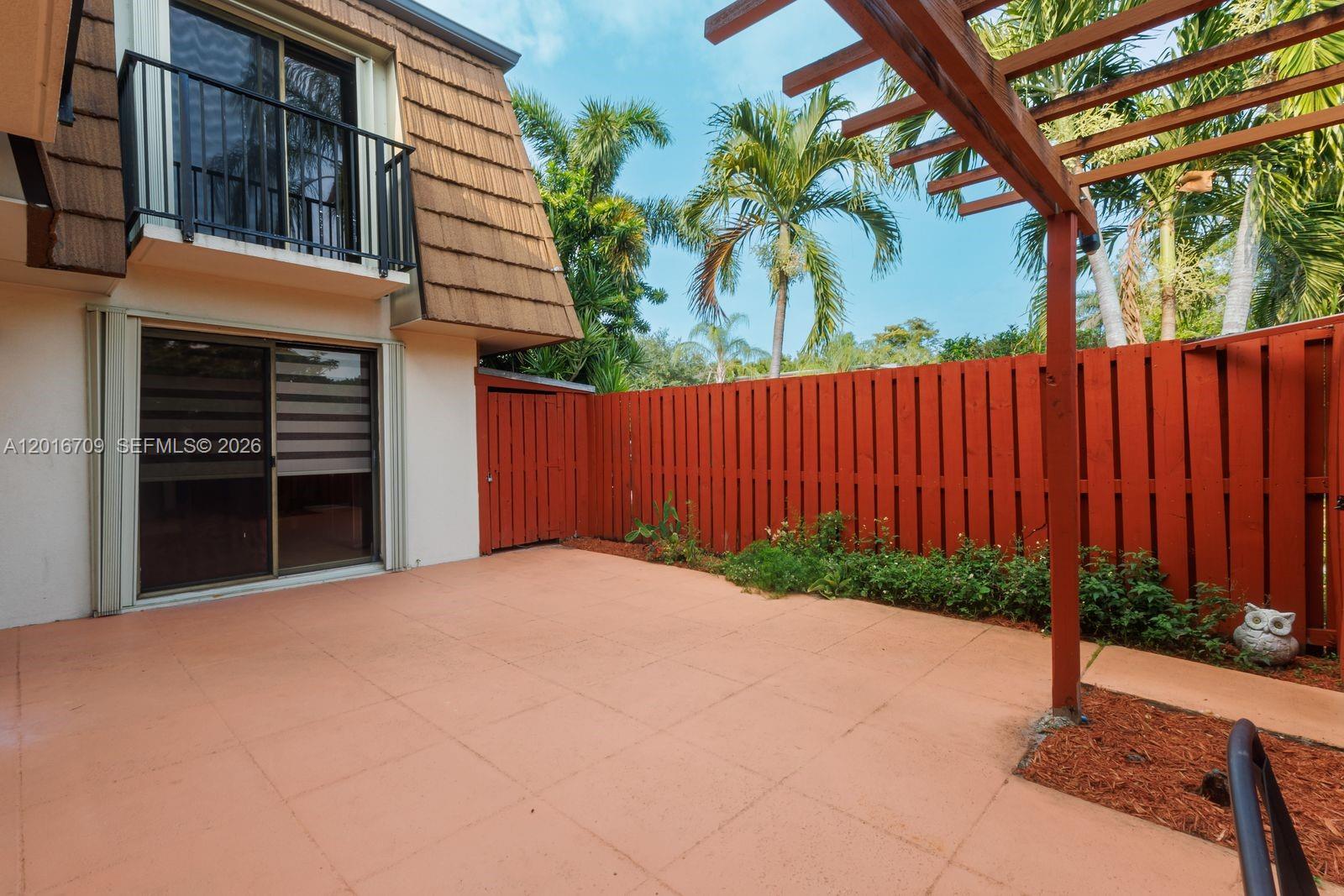 PINE ISLAND RIDGE SECTION - Residential