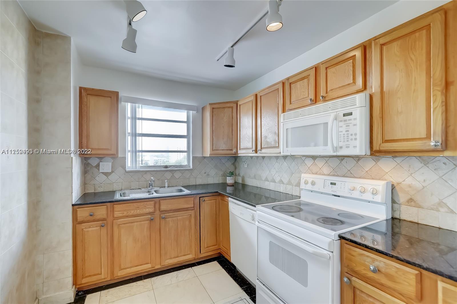 GOLDEN SURF TOWERS CONDO - Residential Lease