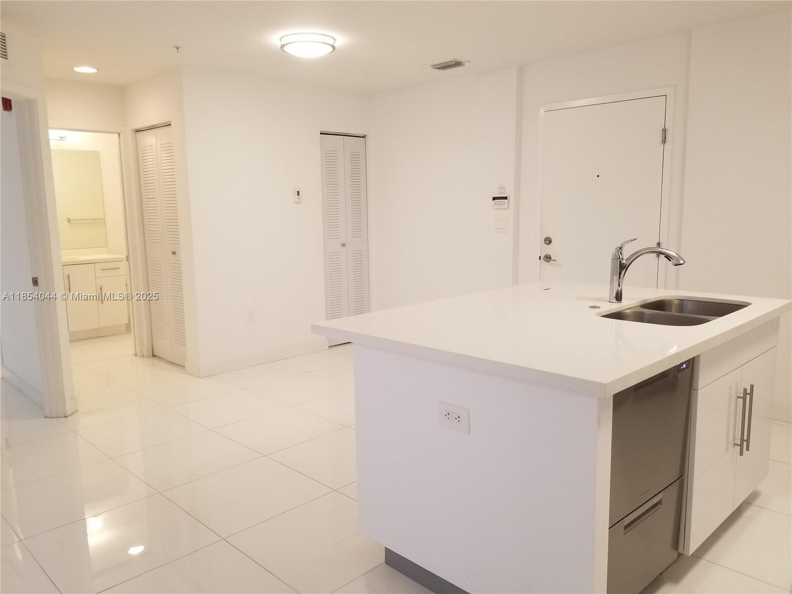 WEITZER AVENTURA PLACE CO - Residential