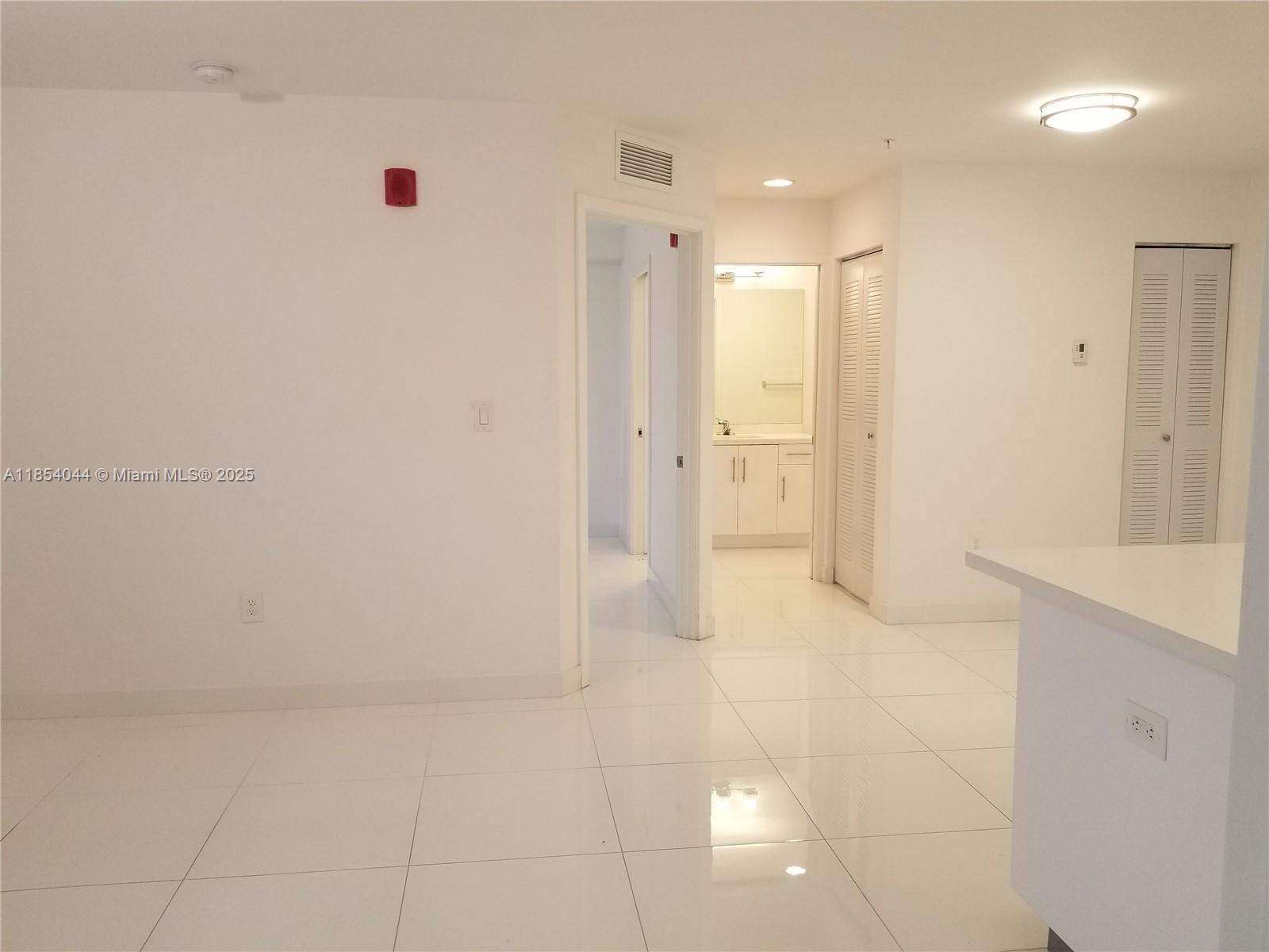 WEITZER AVENTURA PLACE CO - Residential