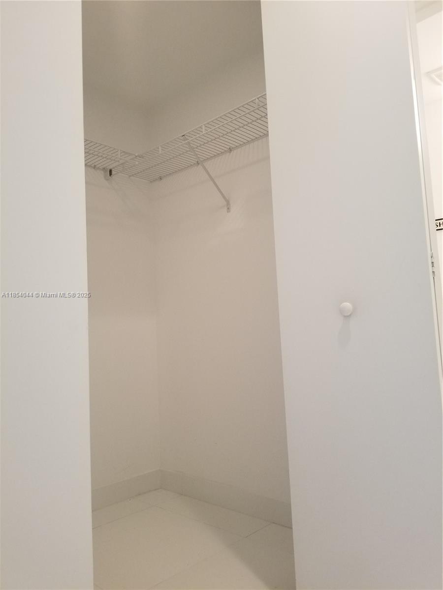 WEITZER AVENTURA PLACE CO - Residential