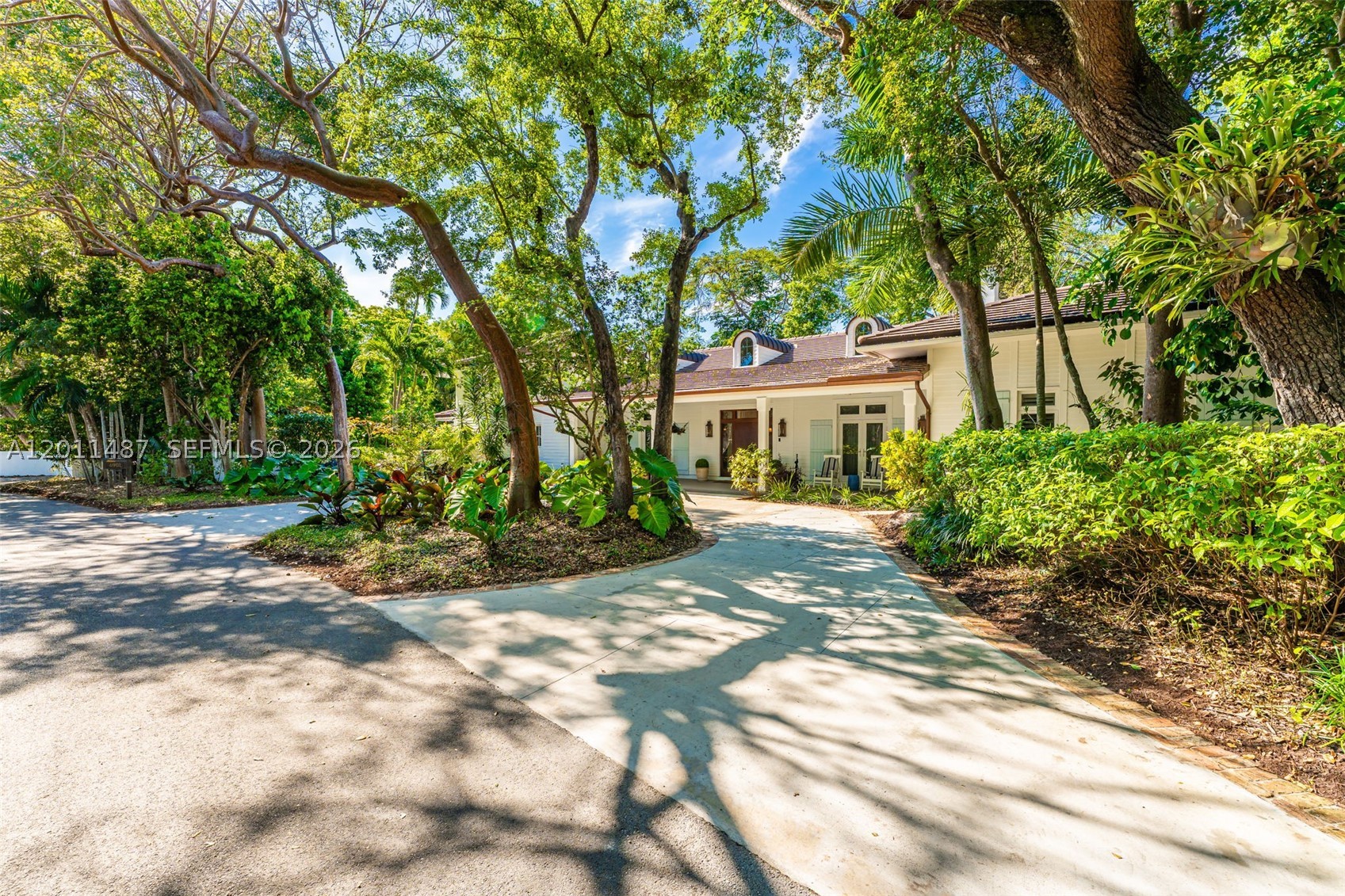 FRENCH ESTATES - Residential