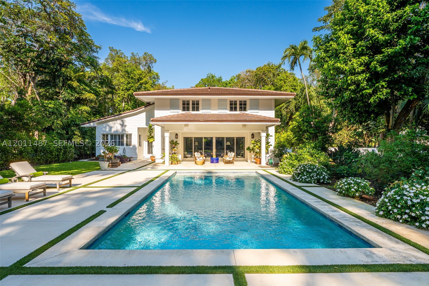 FRENCH ESTATES - Residential