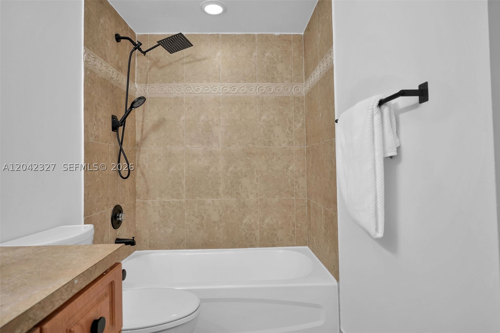 WISPERWOOD VILLAGE CONDO - Residential