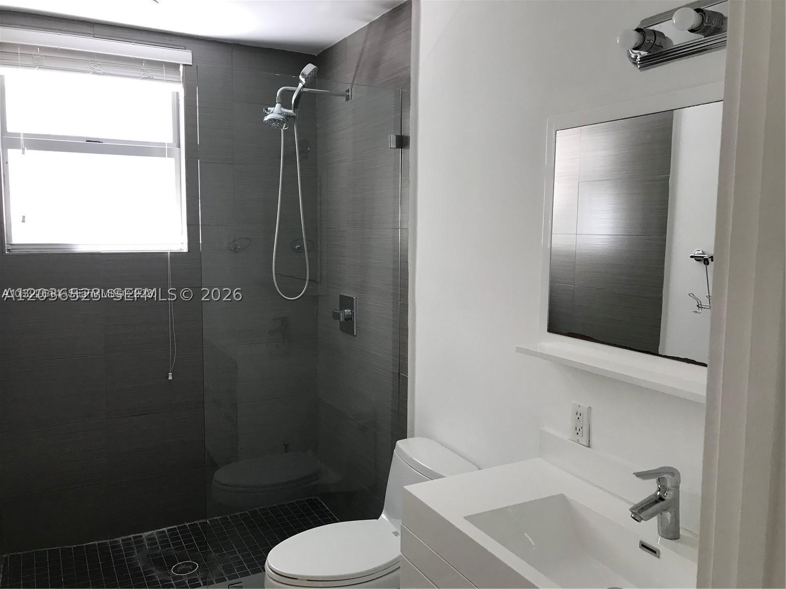 EMILY CONDO - Residential