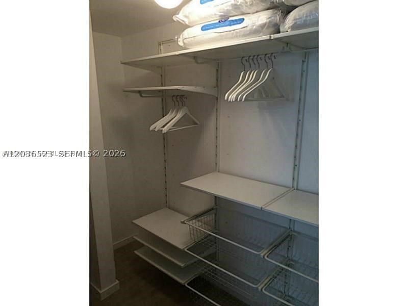 EMILY CONDO - Residential