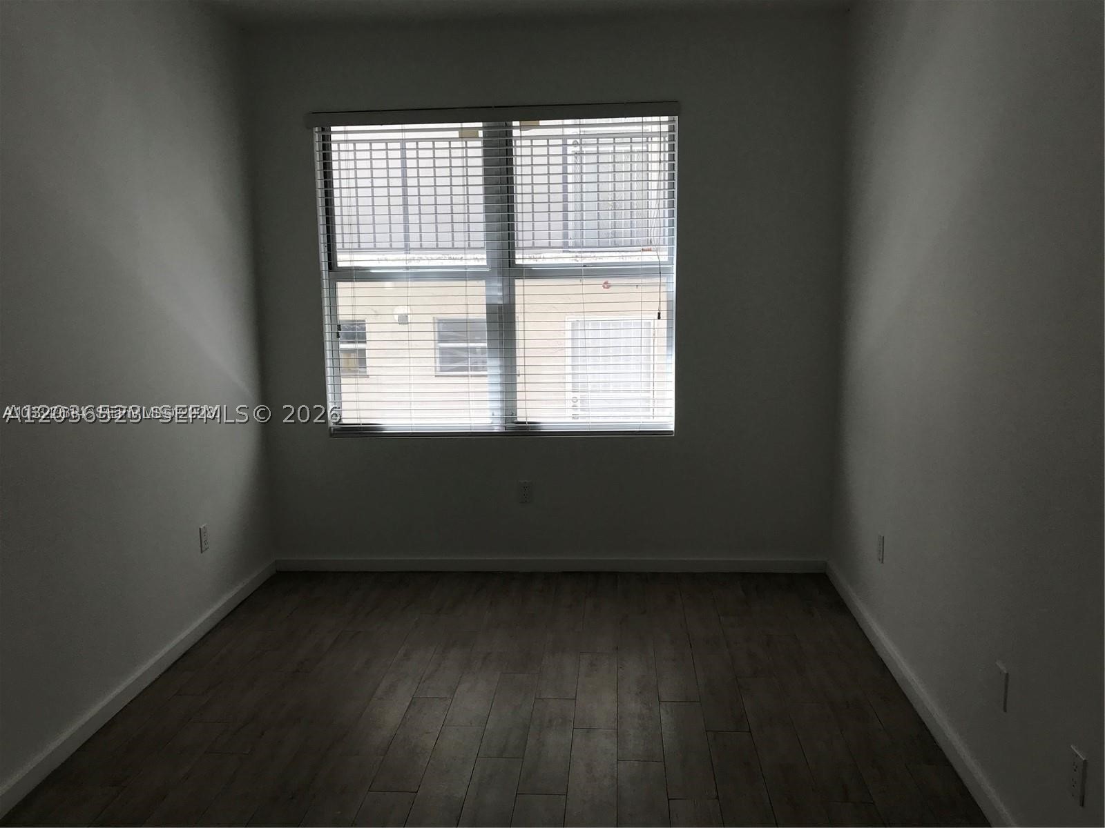 EMILY CONDO - Residential