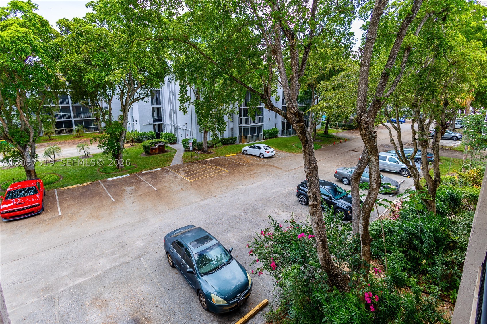 PLANTATION PINES PHASE 1 - Residential