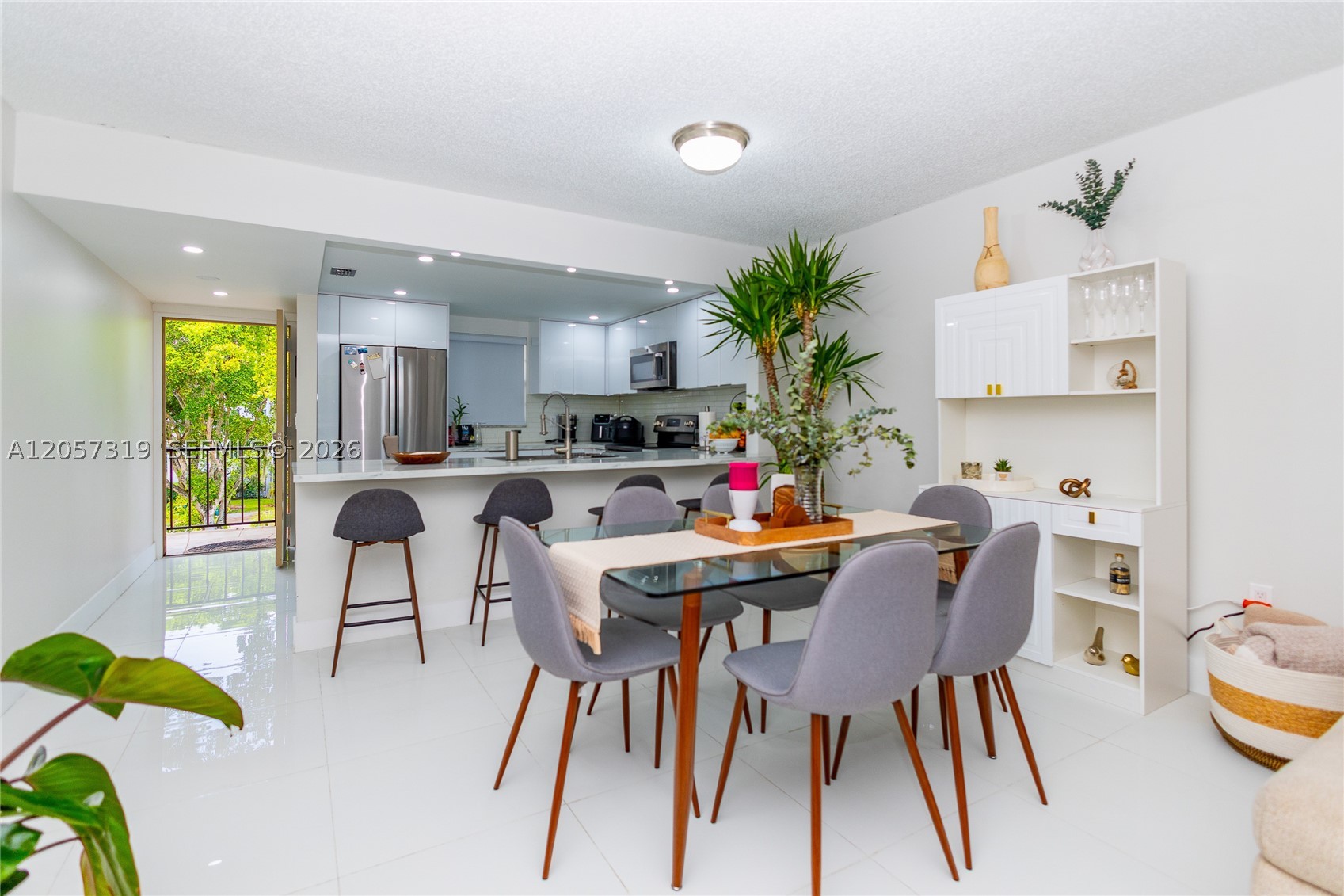 PLANTATION PINES PHASE 1 - Residential