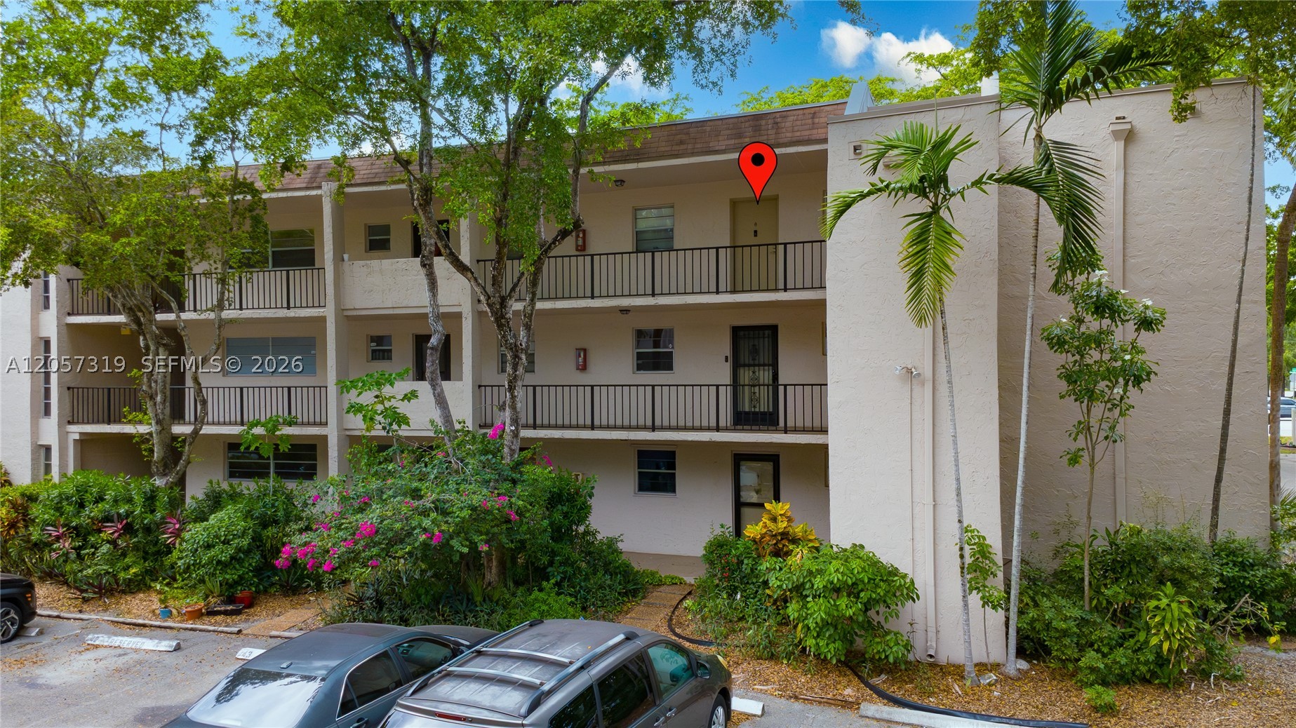 Welcome to your dream condo in the heart of Plantation! This stunning corner unit boasts 3 bedrooms, 2 bathrooms, and stainless steel appliances in a completely remodeled space. With plenty of natural light streaming in through the windows, this condo is the perfect blend of modern luxury and comfort. Located near the main expressways, restaurants, and shops, convenience is at your fingertips. Step out onto the ample balcony and take in the views of the vibrant city below. Whether you're looking to relax in the spacious living area or entertain guests in the sleek kitchen, this condo has it all. Don't miss out on the opportunity to make this your new home sweet home.