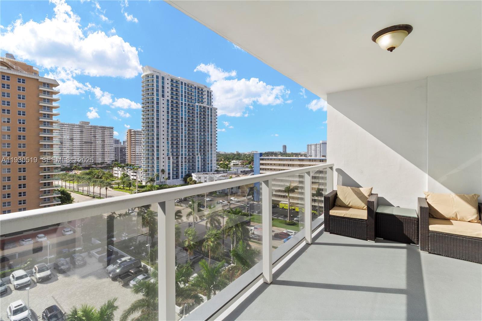 LA MER ESTATES WEST CONDO - Residential
